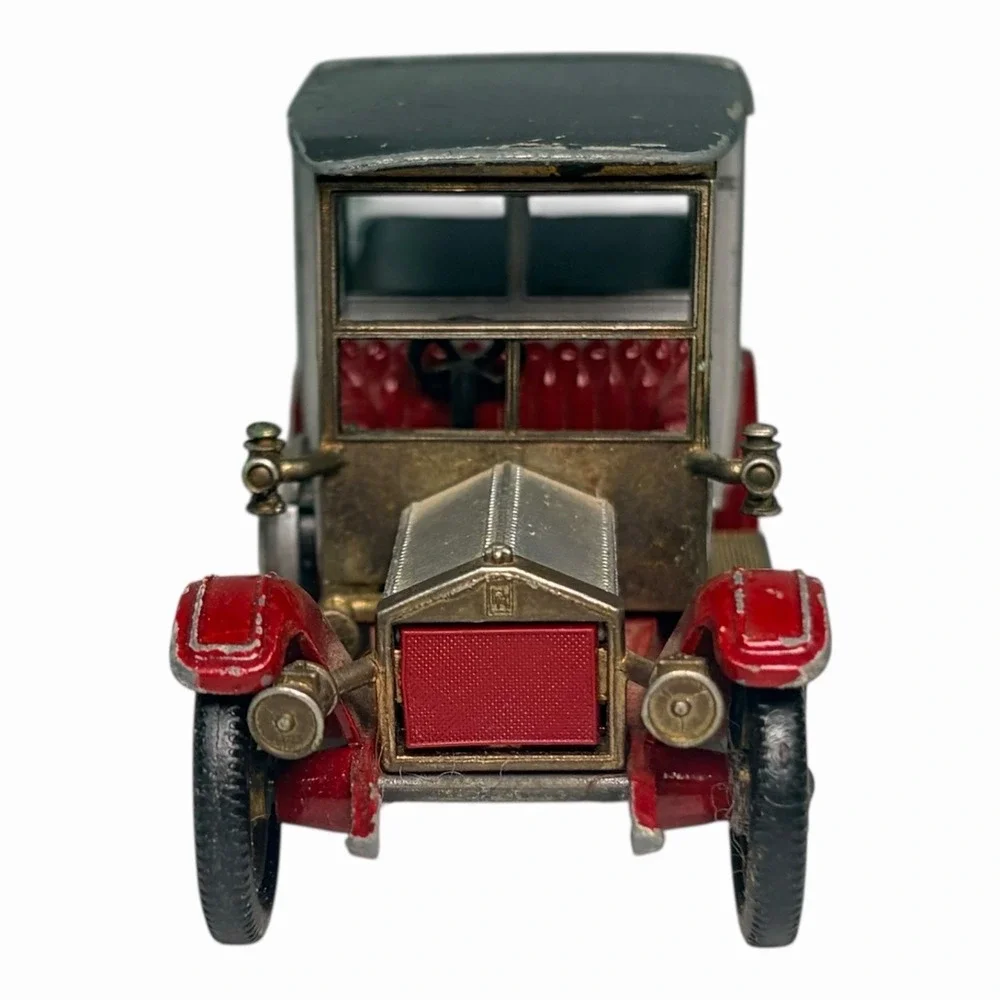 Matchbox Rolls-Royce Car Y-7 Models of Yesteryear 1912 Silver & Red Diecast